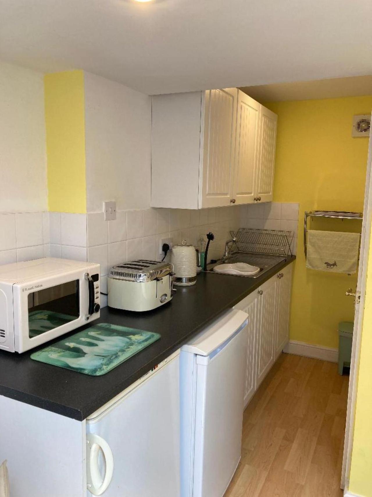 Studio Annexe With Separate Shower Room Broadhempston 외부 사진